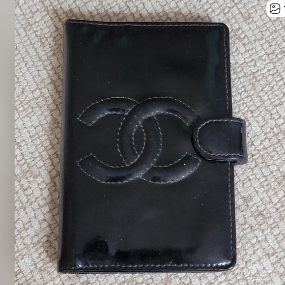 Chanel Patent CC Small Ring Agenda